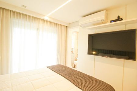 Apartamento à venda com 136m², 4 quartos e 2 vagas Apartamento à venda com 136m², 4 quartos e 2 vagasSuíte 1