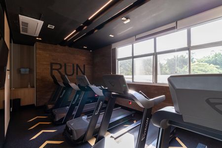 Apartamento à venda com 136m², 4 quartos e 2 vagas Apartamento à venda com 136m², 4 quartos e 2 vagasÁrea comum - Academia