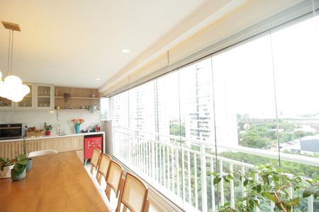 Apartamento à venda com 136m², 4 quartos e 2 vagas Apartamento à venda com 136m², 4 quartos e 2 vagasSacada