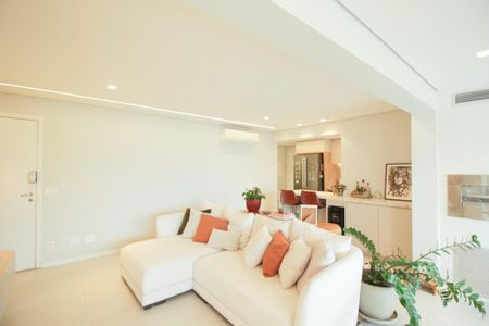 Apartamento à venda com 136m², 4 quartos e 2 vagas Apartamento à venda com 136m², 4 quartos e 2 vagasSala