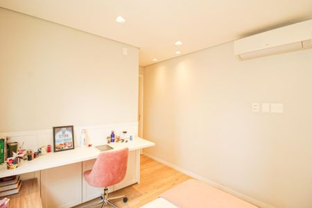 Apartamento à venda com 136m², 4 quartos e 2 vagas Apartamento à venda com 136m², 4 quartos e 2 vagasSuíte 2