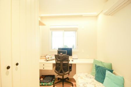 Apartamento à venda com 136m², 4 quartos e 2 vagas Apartamento à venda com 136m², 4 quartos e 2 vagasQuarto 4