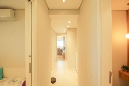 Apartamento à venda com 136m², 4 quartos e 2 vagas Apartamento à venda com 136m², 4 quartos e 2 vagasCorredor