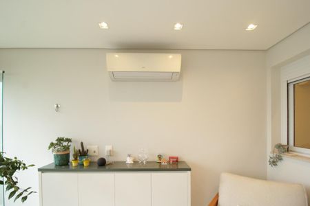Apartamento à venda com 136m², 4 quartos e 2 vagas Apartamento à venda com 136m², 4 quartos e 2 vagasSacada