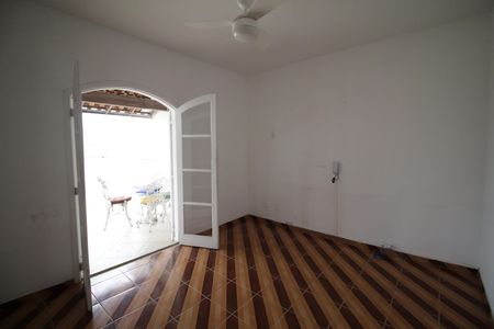 Casa para alugar com 2 quartos, 130m² em Pechincha, Rio de Janeiro