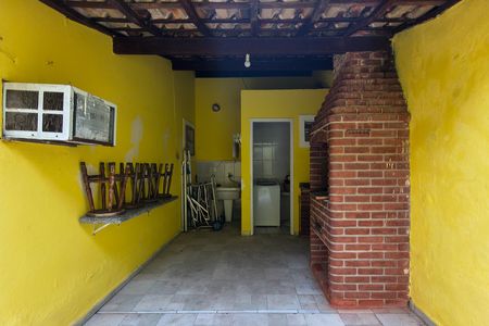 Casa para alugar com 125m², 3 quartos e 2 vagas Casa para alugar com 125m², 3 quartos e 2 vagasQuintal
