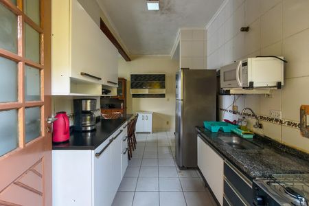 Casa para alugar com 125m², 3 quartos e 2 vagas Casa para alugar com 125m², 3 quartos e 2 vagasCozinha