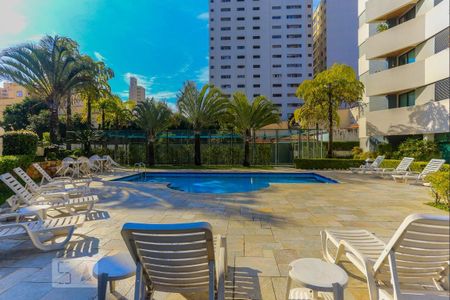 Studio à venda com 43m², 1 quarto e 1 vaga Studio à venda com 43m², 1 quarto e 1 vagaPiscina