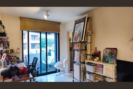 Studio à venda com 43m², 1 quarto e 1 vaga Studio à venda com 43m², 1 quarto e 1 vagaStudio