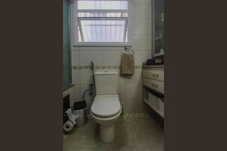 Apartamento à venda com 165m², 3 quartos e 1 vaga Apartamento à venda com 165m², 3 quartos e 1 vagaBanheiro da Suite
