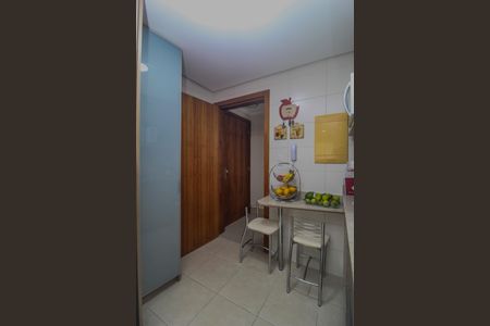 Apartamento à venda com 165m², 3 quartos e 1 vaga Apartamento à venda com 165m², 3 quartos e 1 vagaCozinha