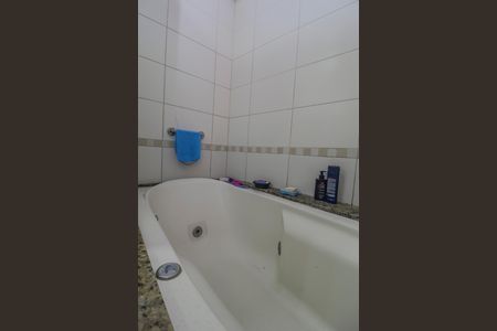 Apartamento à venda com 165m², 3 quartos e 1 vaga Apartamento à venda com 165m², 3 quartos e 1 vagaBanheiro da Suite