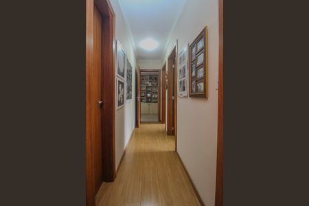 Apartamento à venda com 165m², 3 quartos e 1 vaga Apartamento à venda com 165m², 3 quartos e 1 vagaCorredor