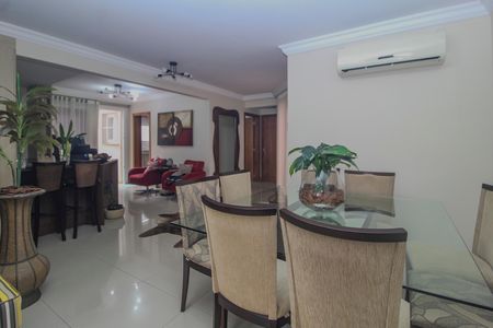 Apartamento à venda com 165m², 3 quartos e 1 vaga Apartamento à venda com 165m², 3 quartos e 1 vagaSala