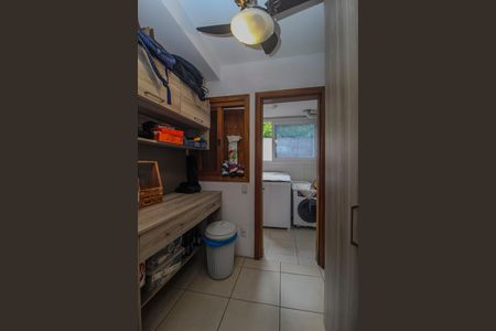 Apartamento à venda com 165m², 3 quartos e 1 vaga Apartamento à venda com 165m², 3 quartos e 1 vagaDispensa