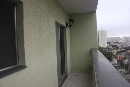 Casa para alugar com 90m², 2 quartos e sem vagaVaranda
