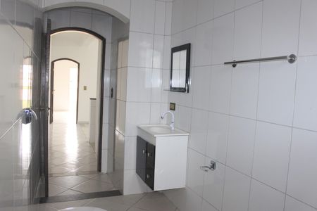 Casa para alugar com 90m², 2 quartos e sem vagaBanheiro