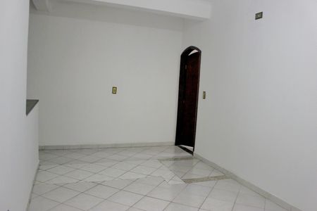 Casa para alugar com 90m², 2 quartos e sem vagaSala