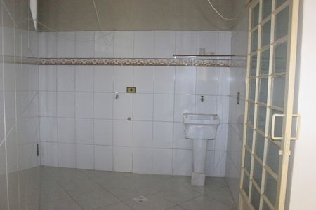 Casa para alugar com 90m², 2 quartos e sem vagaLavanderia