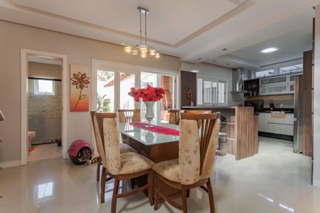 Sala de casa à venda com 3 quartos, 249m² em Sarandi, Porto Alegre