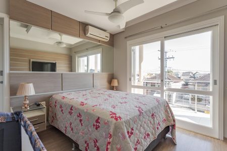 Suíte de casa à venda com 3 quartos, 249m² em Sarandi, Porto Alegre