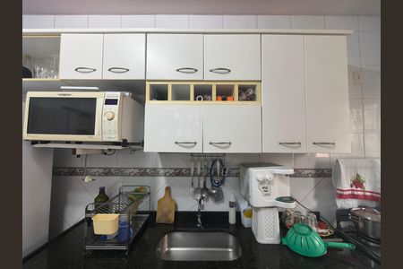 Casa de condomínio à venda com 118m², 3 quartos e 1 vaga