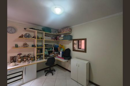 Casa de condomínio à venda com 118m², 3 quartos e 1 vaga