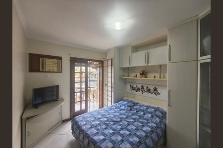 Casa de condomínio à venda com 118m², 3 quartos e 1 vaga