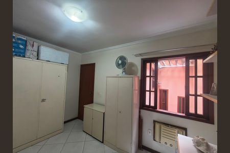 Casa de condomínio à venda com 118m², 3 quartos e 1 vaga