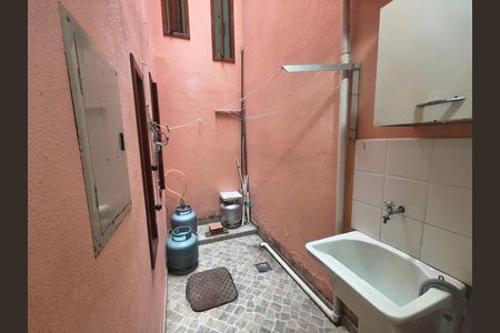 Casa de condomínio à venda com 118m², 3 quartos e 1 vaga