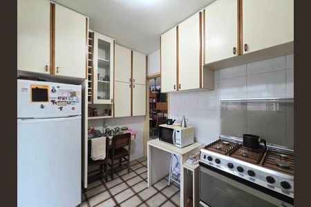 Apartamento à venda com 82m², 2 quartos e 1 vaga Apartamento à venda com 82m², 2 quartos e 1 vagaCozinha