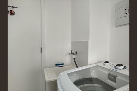 Studio à venda com 27m², 1 quarto e sem vaga Studio à venda com 27m², 1 quarto e sem vagaÁrea de serviço