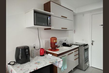Studio à venda com 27m², 1 quarto e sem vaga Studio à venda com 27m², 1 quarto e sem vagaSala/cozinha
