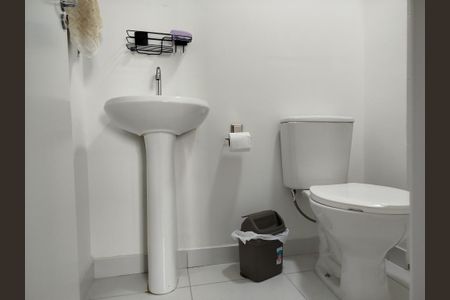 Studio à venda com 27m², 1 quarto e sem vaga Studio à venda com 27m², 1 quarto e sem vagaBanheiro da Suíte