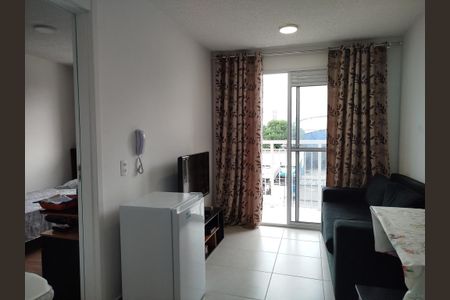 Sala com cozinha integrada de kitnet/studio à venda com 1 quarto, 27m² em Guaiauna, São Paulo