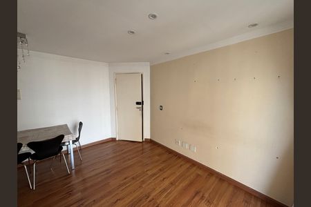 Sala de apartamento para alugar com 2 quartos, 59m² em Jardim Santa Maria, São Paulo