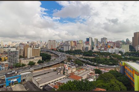 Apartamento para alugar com 61m², 2 quartos e 1 vaga Apartamento para alugar com 61m², 2 quartos e 1 vagaVista - Sacada