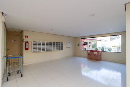 Apartamento para alugar com 61m², 2 quartos e 1 vaga Apartamento para alugar com 61m², 2 quartos e 1 vagaHall social