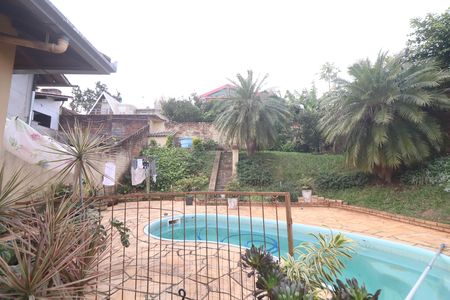 Casa para alugar com 130m², 2 quartos e 1 vagaÁrea comum - Piscina