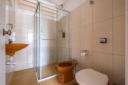 Apartamento para alugar com 65m², 2 quartos e sem vaga Apartamento para alugar com 65m², 2 quartos e sem vagaBanheiro