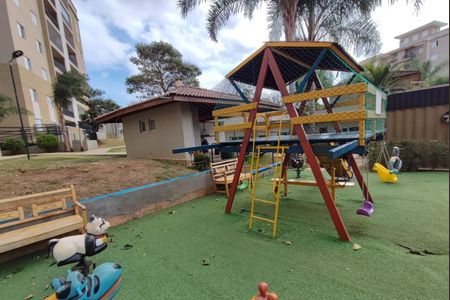 Apartamento à venda com 61m², 2 quartos e 2 vagas Apartamento à venda com 61m², 2 quartos e 2 vagasÁrea comum - Playground