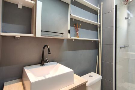Apartamento à venda com 61m², 2 quartos e 2 vagas Apartamento à venda com 61m², 2 quartos e 2 vagasBanheiro Social