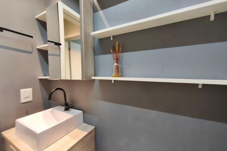 Apartamento à venda com 61m², 2 quartos e 2 vagas Apartamento à venda com 61m², 2 quartos e 2 vagasBanheiro Social