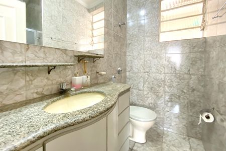 Apartamento à venda com 161m², 3 quartos e 1 vaga Apartamento à venda com 161m², 3 quartos e 1 vagaBanheiro da Suíte