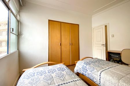 Apartamento à venda com 161m², 3 quartos e 1 vaga Apartamento à venda com 161m², 3 quartos e 1 vagaQuarto 3