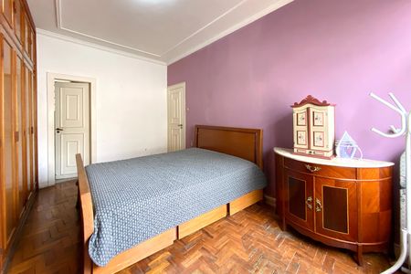 Apartamento à venda com 161m², 3 quartos e 1 vaga Apartamento à venda com 161m², 3 quartos e 1 vagaSuite