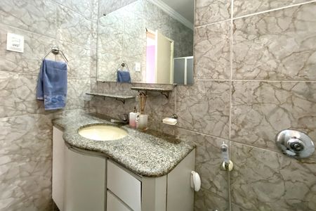 Apartamento à venda com 161m², 3 quartos e 1 vaga Apartamento à venda com 161m², 3 quartos e 1 vagaBanheiro da Suíte