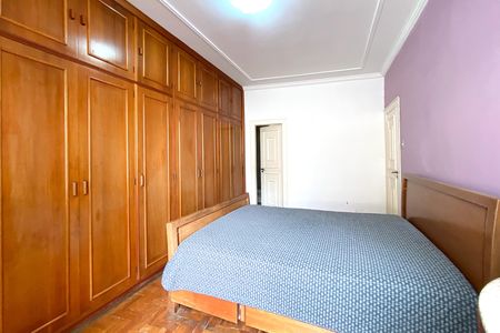 Apartamento à venda com 161m², 3 quartos e 1 vaga Apartamento à venda com 161m², 3 quartos e 1 vagaSuite