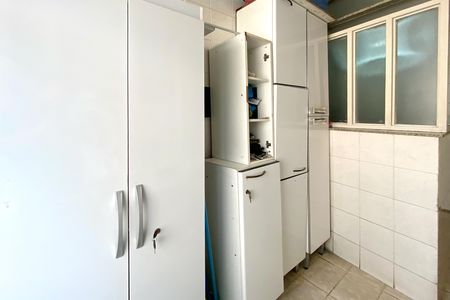 Apartamento à venda com 161m², 3 quartos e 1 vaga Apartamento à venda com 161m², 3 quartos e 1 vagaÁrea de Serviço