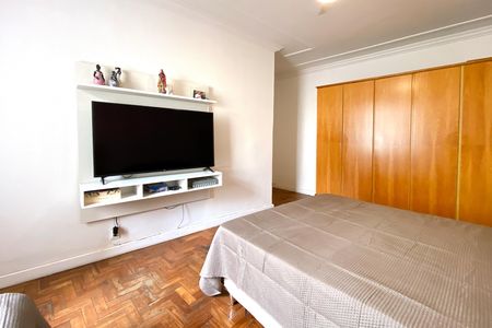 Apartamento à venda com 161m², 3 quartos e 1 vaga Apartamento à venda com 161m², 3 quartos e 1 vagaQuarto 2